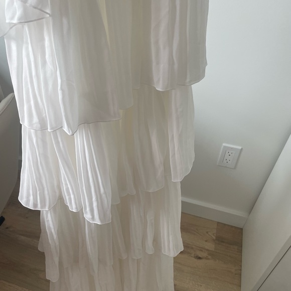 L’idee Woman Classique Gown - Picture 8 of 8